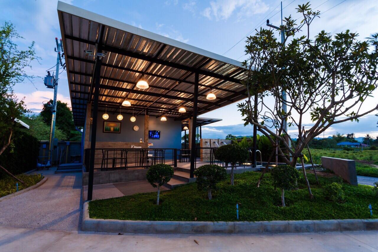 P House Motel Kanchanaburi Luaran gambar